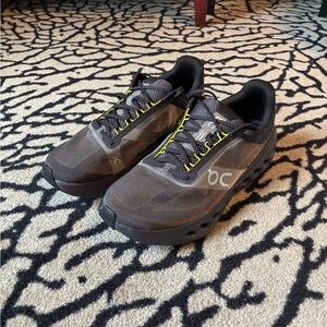 On Running Men's Black and Yellow Athletic Shoes